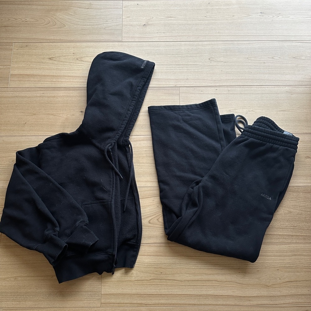 Aritzia boyfriend fit set